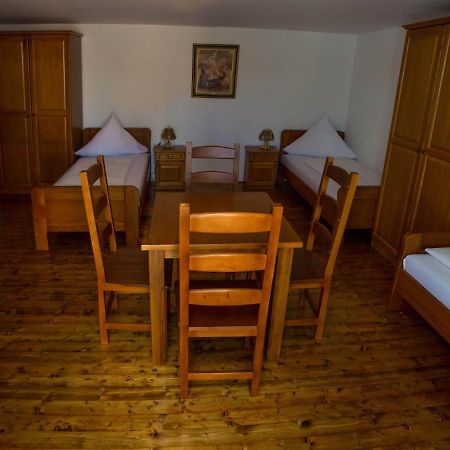 Ferienwohnung Kuca Za Odmor Poppke Fericanci Exterior foto