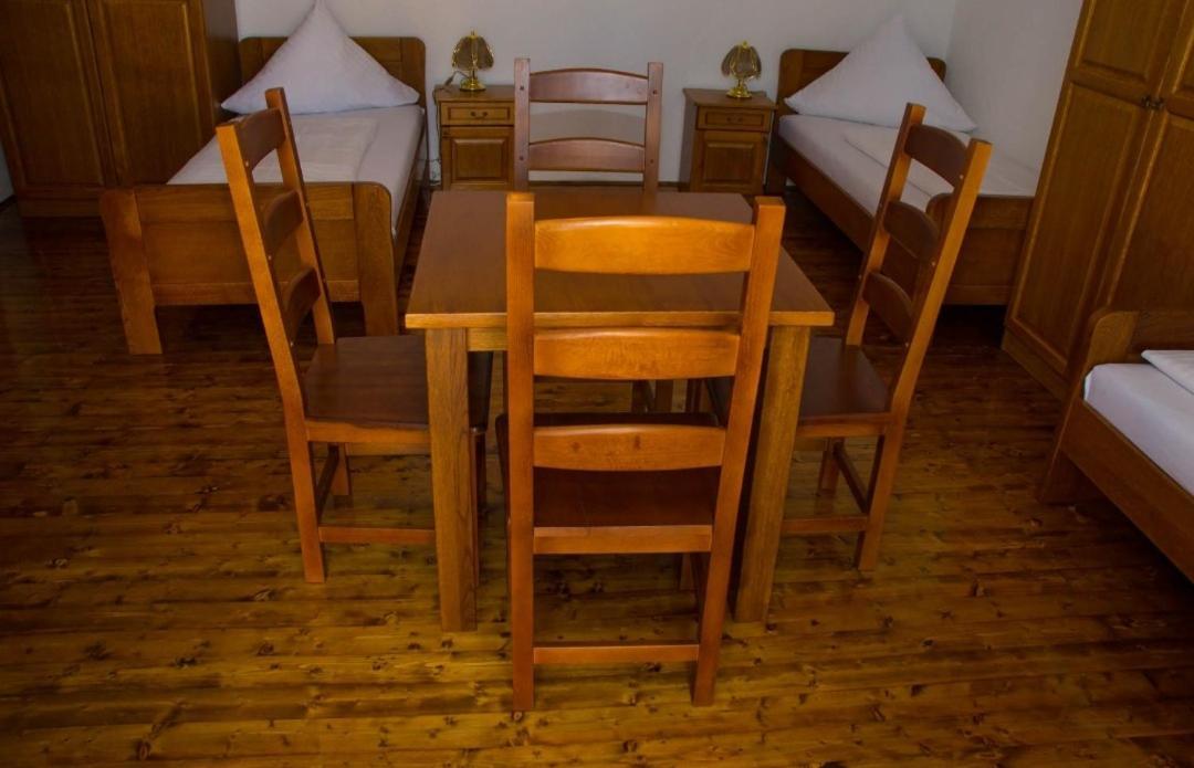 Ferienwohnung Kuca Za Odmor Poppke Fericanci Exterior foto