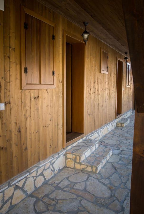 Ferienwohnung Kuca Za Odmor Poppke Fericanci Exterior foto