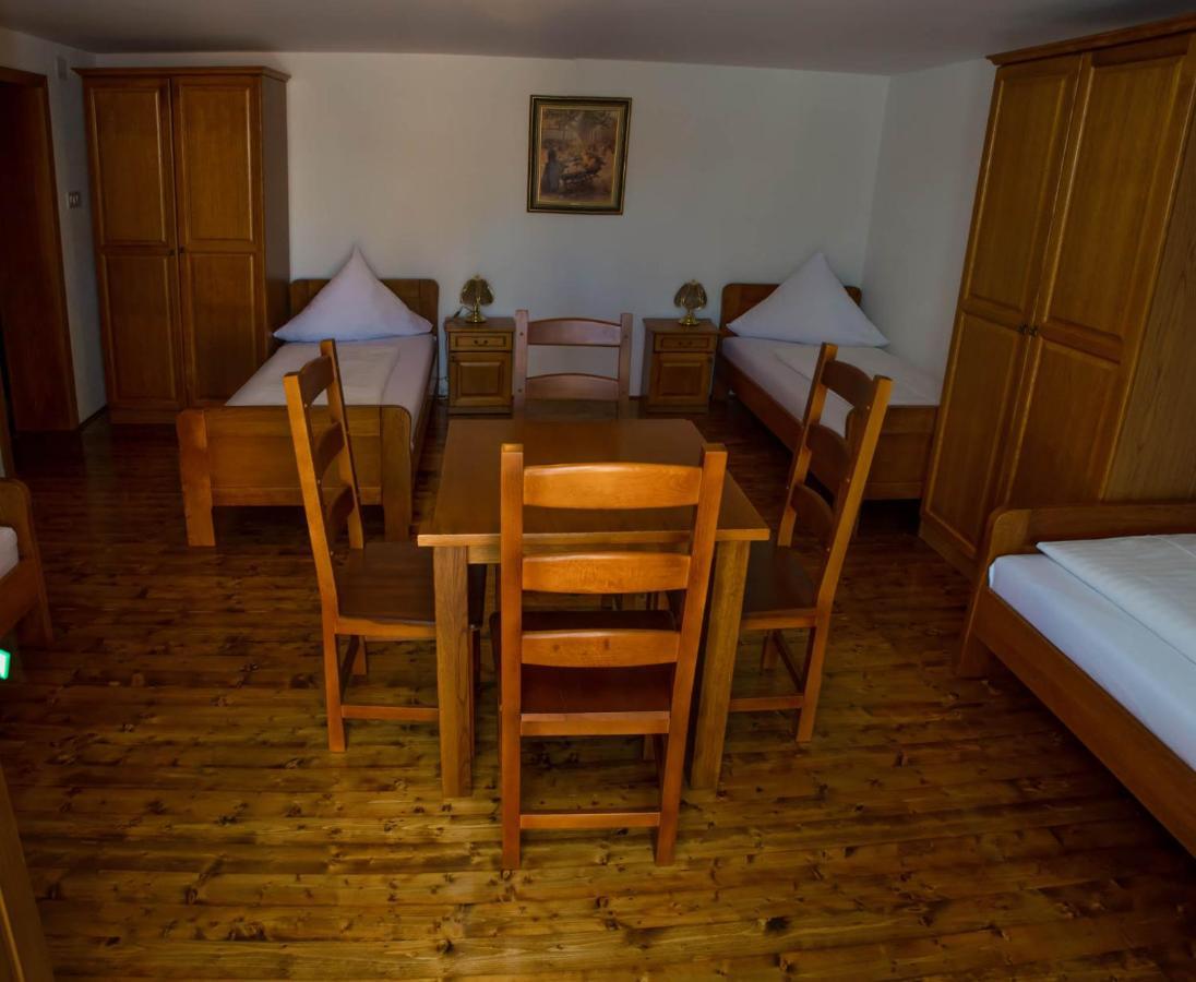 Ferienwohnung Kuca Za Odmor Poppke Fericanci Exterior foto